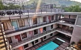Zenvea Hotel